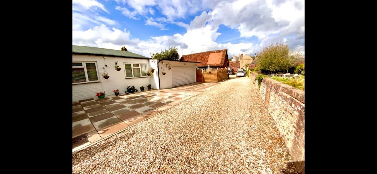 The Old Barn Little Wing Villa Amersham Bagian luar foto